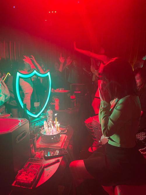 双鱼座女生喜欢去酒吧