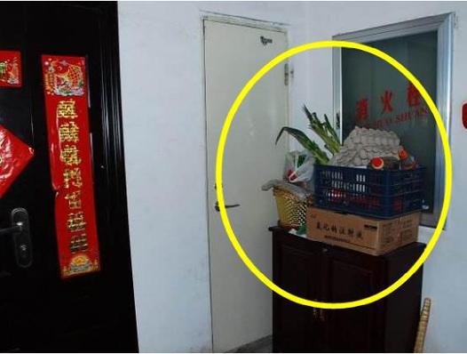 家门口放什么东西不好