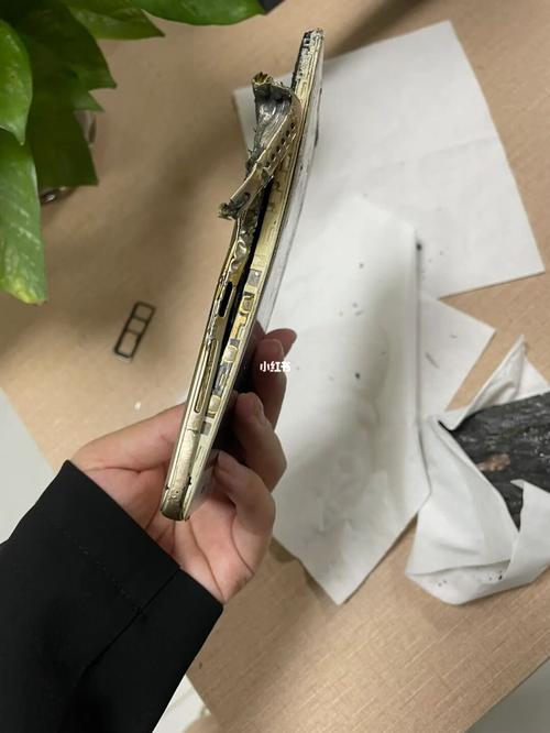 梦见手机爆炸有哪些预示?