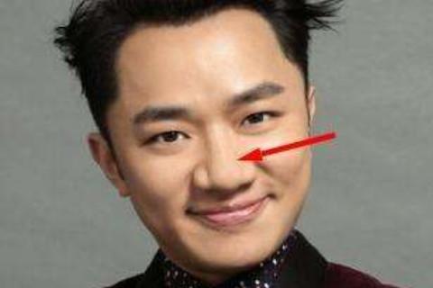鼻子带驼峰的男人命运怎么样