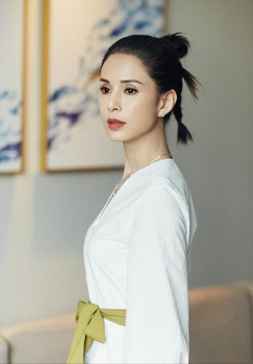 深眼窝的女人命好吗