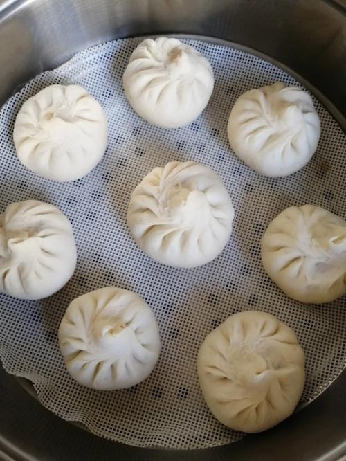 梦见蒸包子