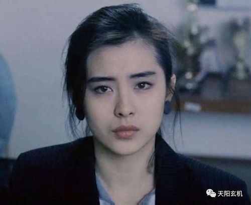 面相感情容易发生姐弟恋的面相