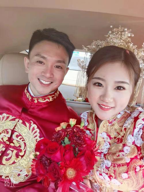 二婚结婚当天一般穿什么