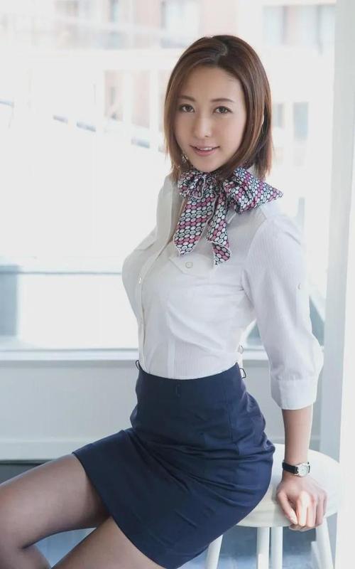 “空姐”苍井空