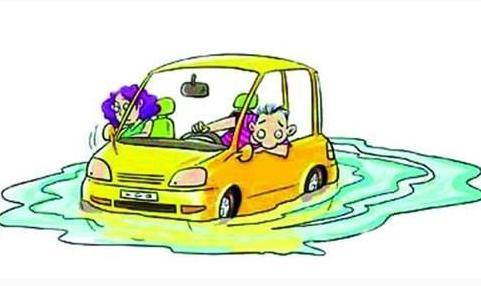 梦见下雨积水在水里走