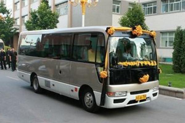 梦见灵车 周公解梦之梦到灵车