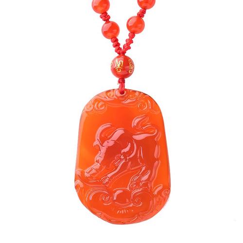 属牛带什么好 什么是吉祥物 黄水晶红玛瑙