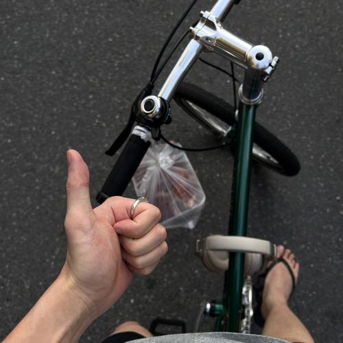 梦见买自行车意味着什么