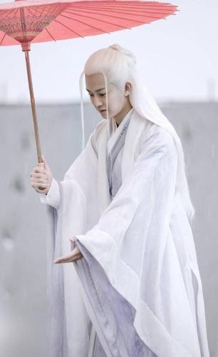 梦见白发神仙