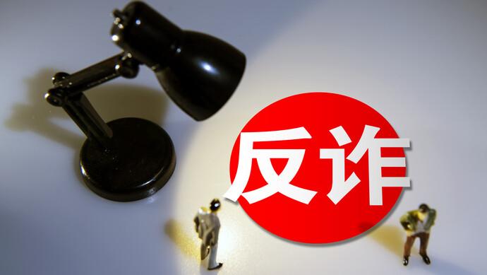 孕妇梦见小孩被蛇咬,我怀孕第一个月梦见被蛇咬手咬出血了好不好