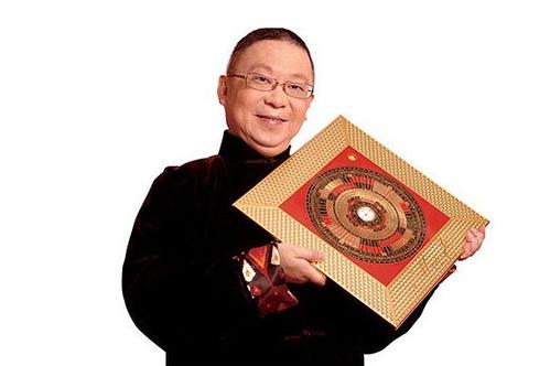 香港算命大师李居明是谁