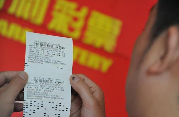 梦见买彩票的数字预示着什么