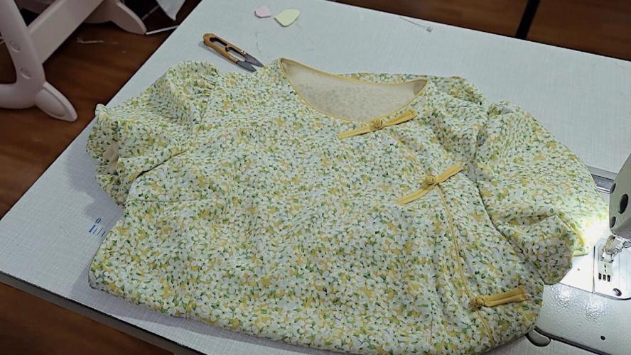 梦见裁缝做衣服