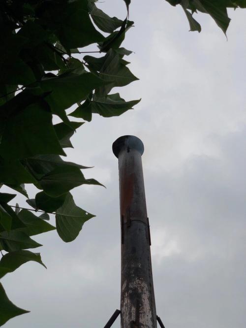梦见烧窑是什么意思,梦见烧窑货有人向我扔火把砖没烧熟打算在重新烧窑刚点着就有好多人