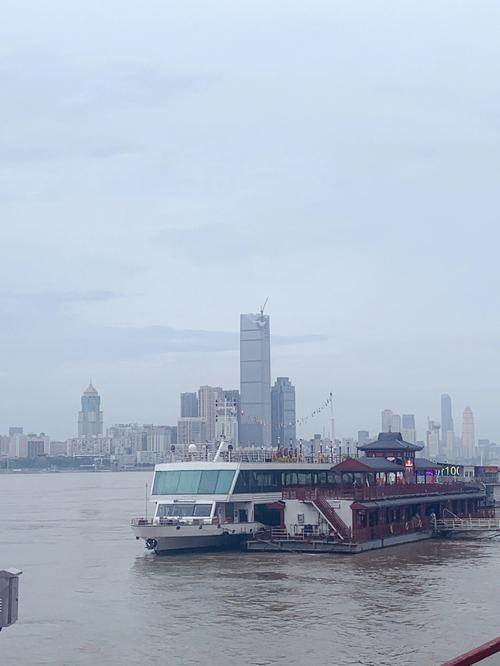 梦见游艇是什么意思