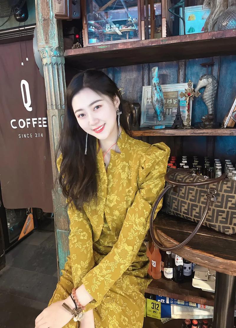 属蛇脑子一热会为了爱人做什么事