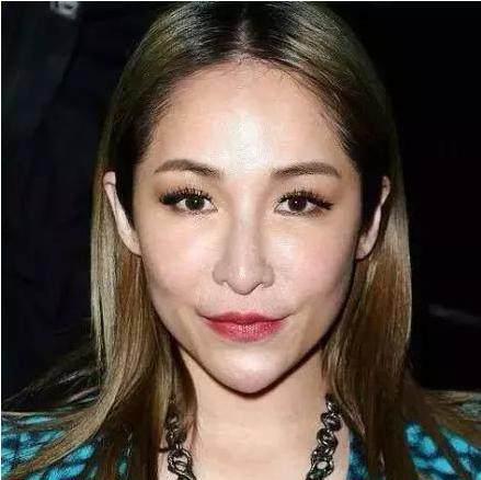 女生下巴尖好不好