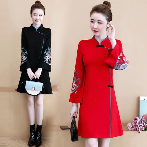 春节为什么穿红色衣服