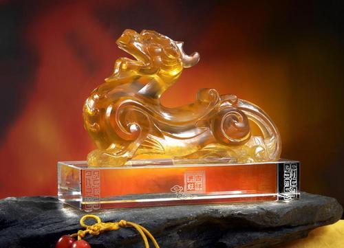 沙中金命带什么旺财?