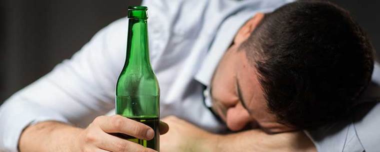 梦见喝酒喝醉了