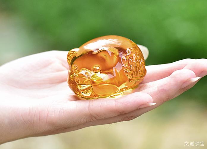 属猪的人幸运石和开运水晶