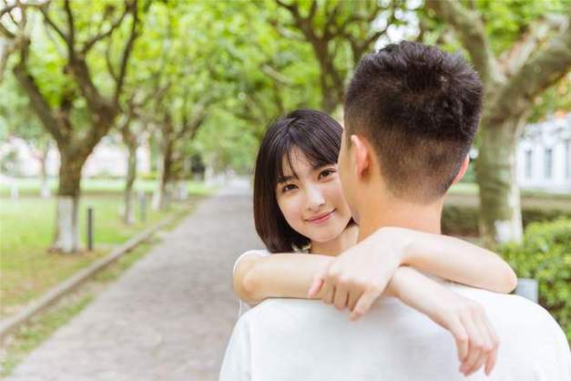 怎样八字的女人最为花心