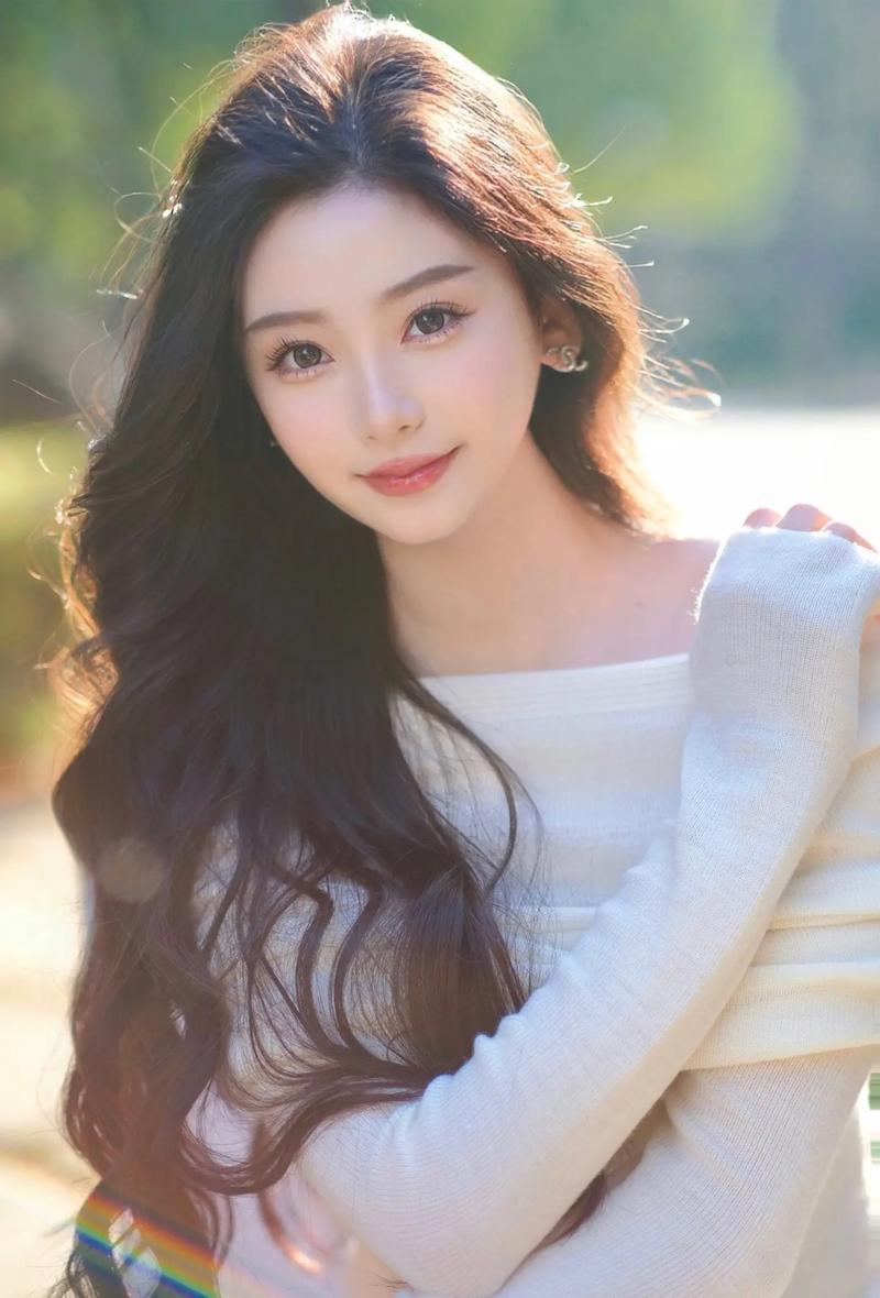 每当夜里梦见前女友的笑容