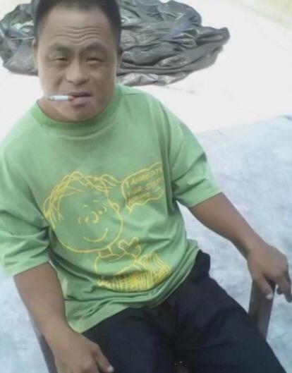 智障了?脑门天天被夹的生肖男