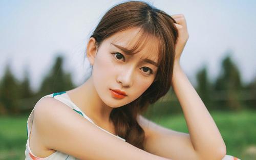 属鸡女失恋后会去找谁谈心
