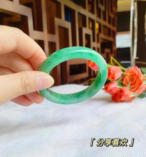 翡翠和玉哪个更有价值