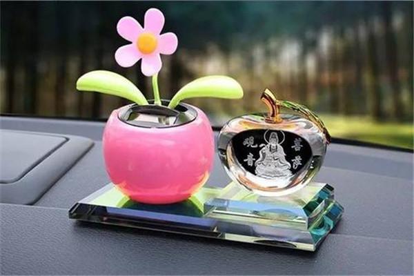 车内摆件放什么好,可以调节风水