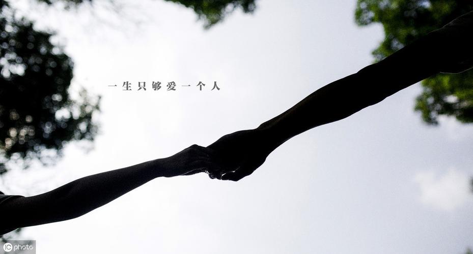 属马女恋爱多久过后回想起前男友