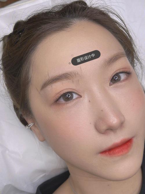 眉毛稀少的人运势如何