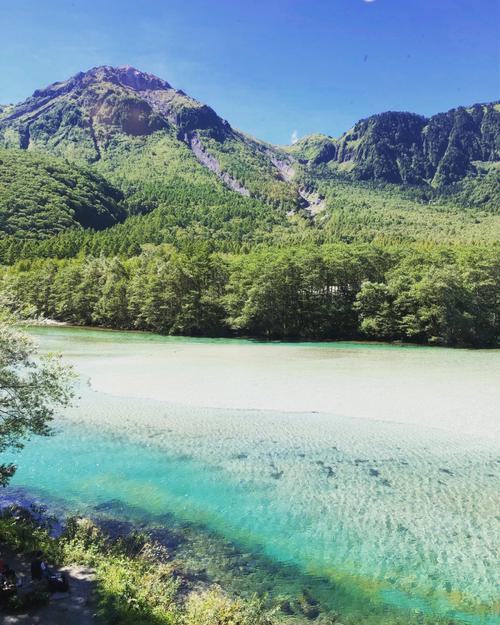 梦见高山落石