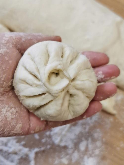 孕妇梦见包包子
