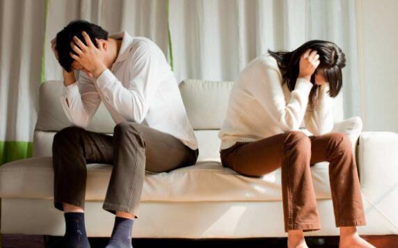 梦见夫妻吵架闹离婚,梦见夫妻吵架闹离婚什么意思