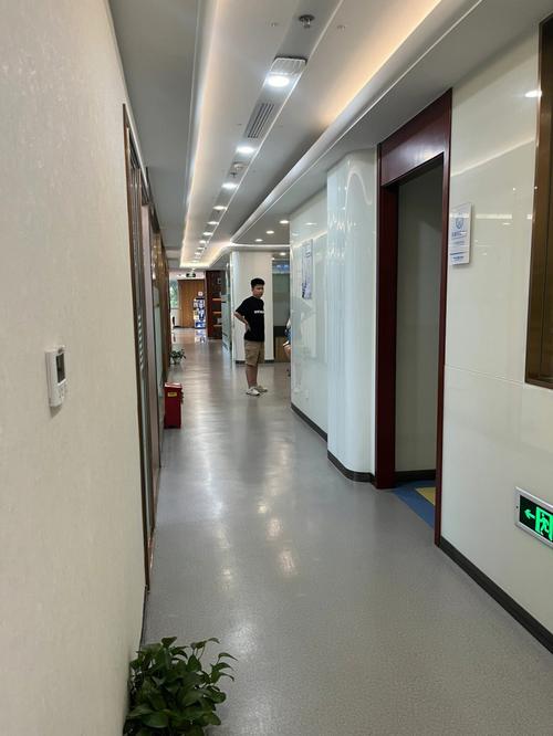 梦见老公拔牙,梦见亲人拔牙