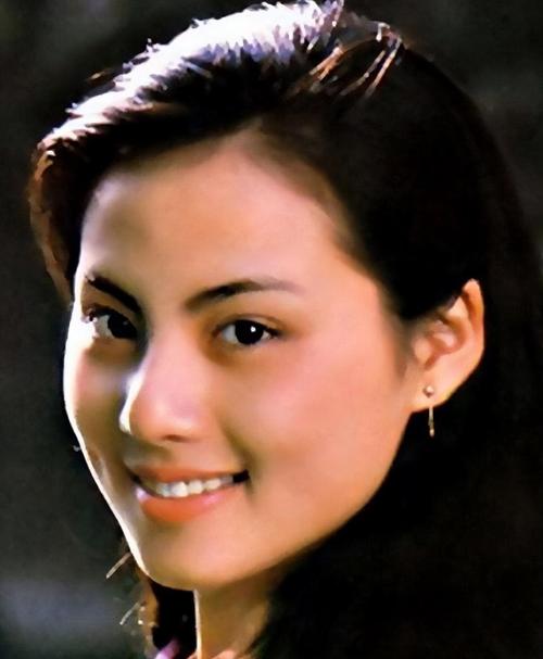 为爱所困生肖女排行