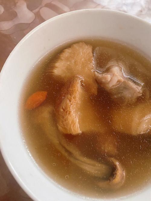 梦见煲汤溢出