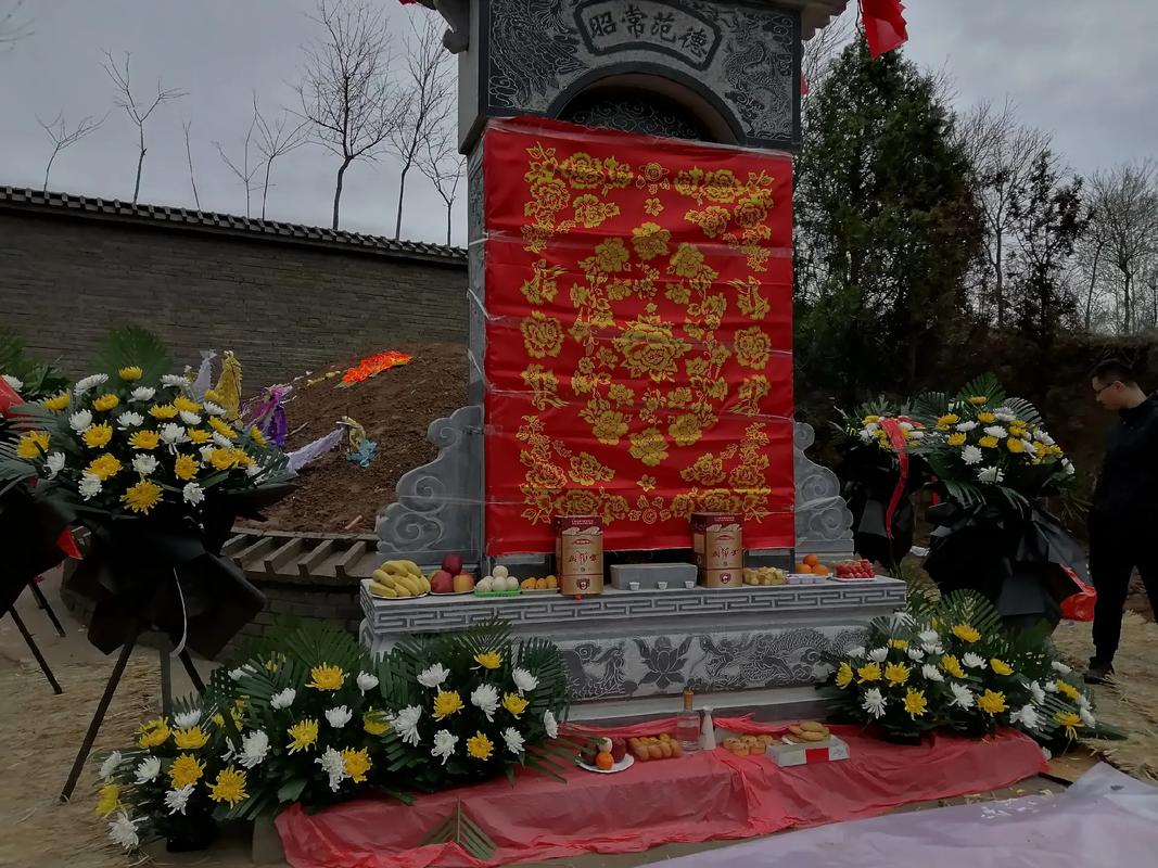 2023小寒可以立碑吗