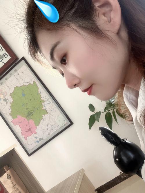 门牙又大又凸对运势有什么影响