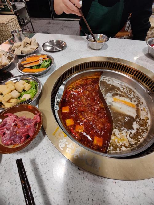 梦见捡到红色百元大钞