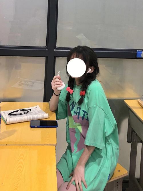梦见上课听歌,浑身充满活力
