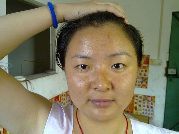 金口灵断——如此女人面相,额高眉薄眼神弱,鼻梁直挺两颧张,选夫当取老少配,不若婚