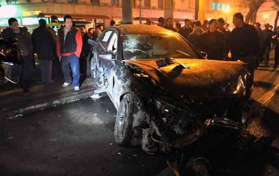 梦见亲人出车祸是什么意思