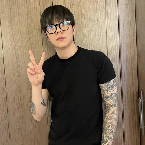 黑道日生的男孩好不好?