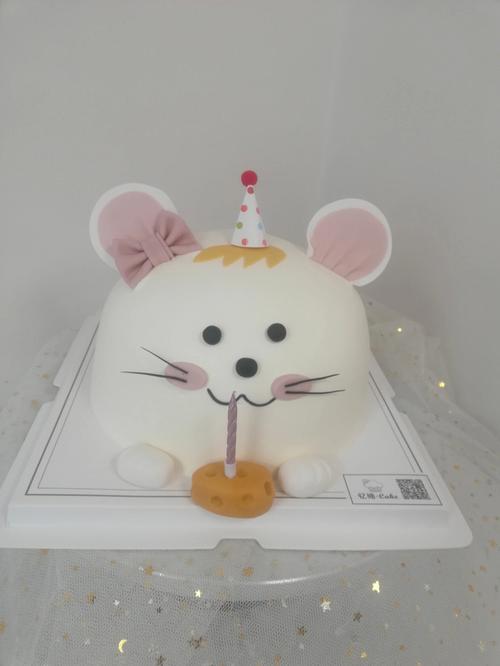 生肖鼠的生日蛋糕是什么样子