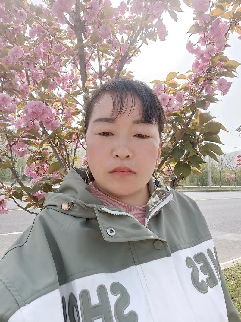 属蛇甩人是狠心还是心软?
