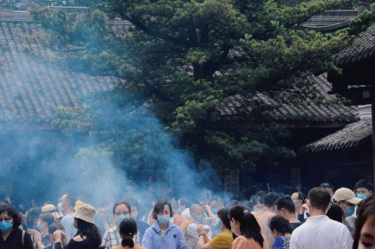 佛诞日出生的人有佛缘